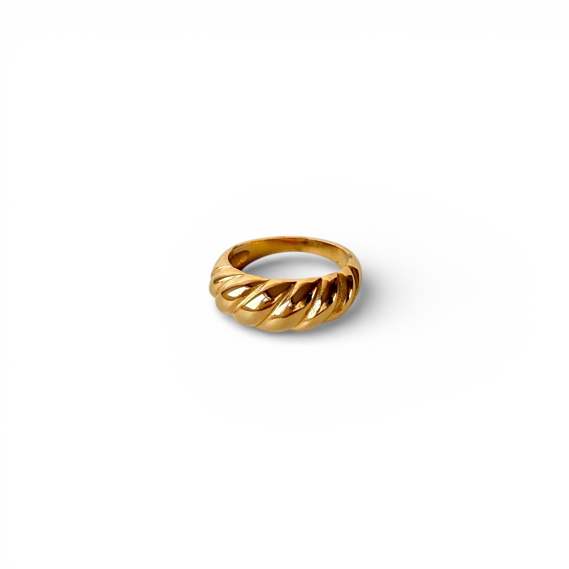 Dome Croissant Ring
